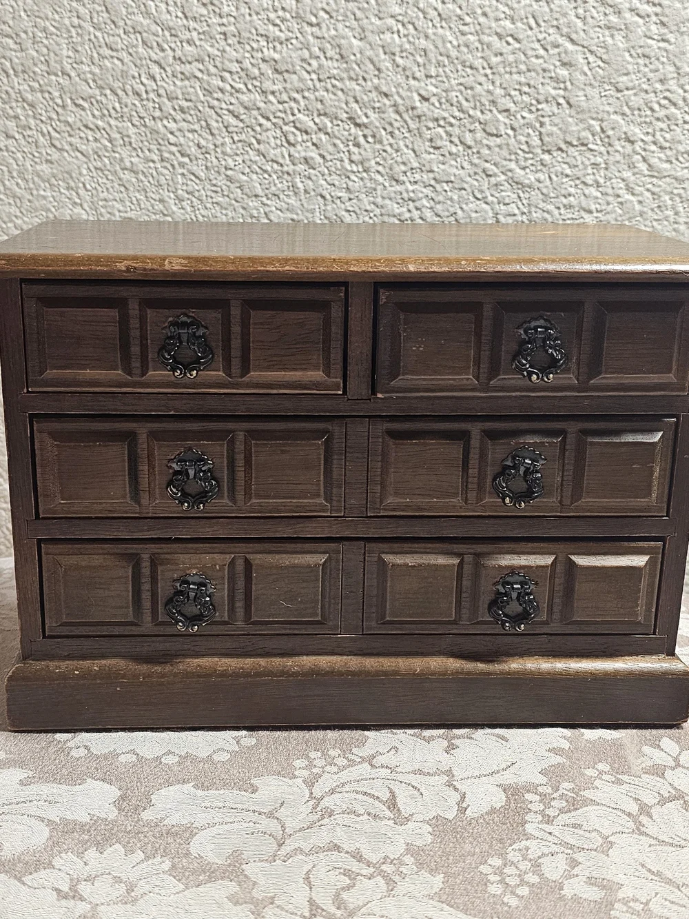 Wooden 4-Drawer Jewelry Organizer Chest in Dark Brown
